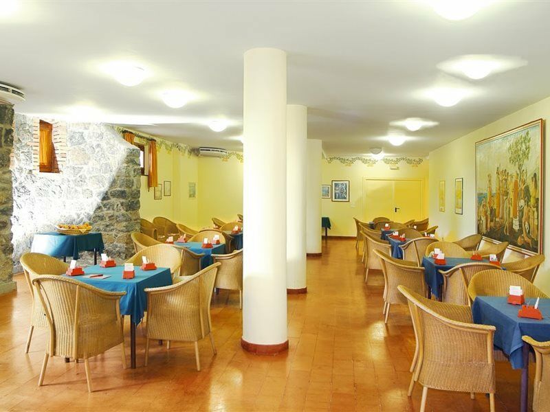 Sporting Baia Hotel Giardini Naxos Dış mekan fotoğraf